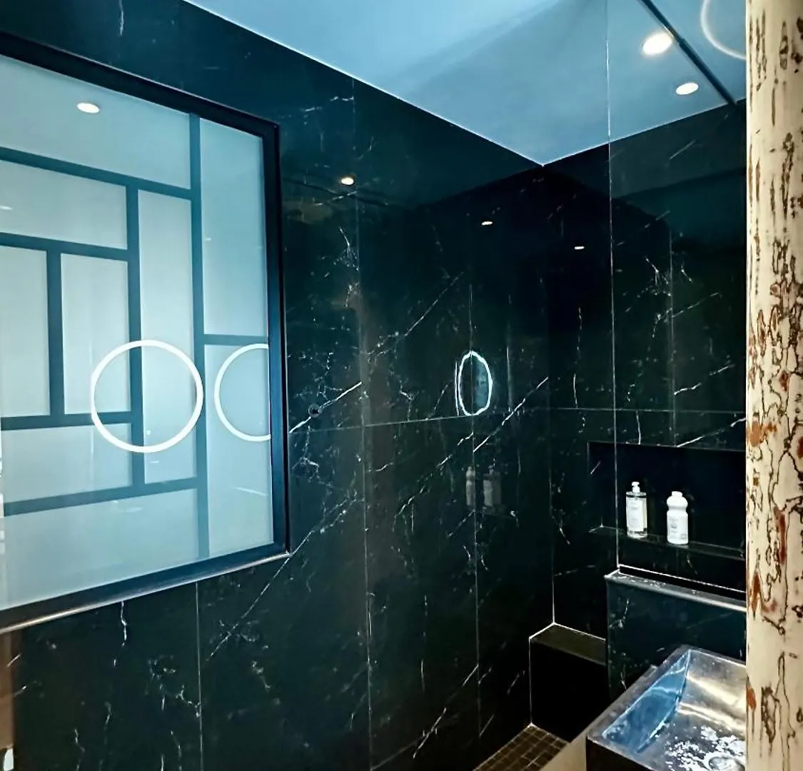 Loft Moderne Saint-Ambroise Apartment Paris 0*,